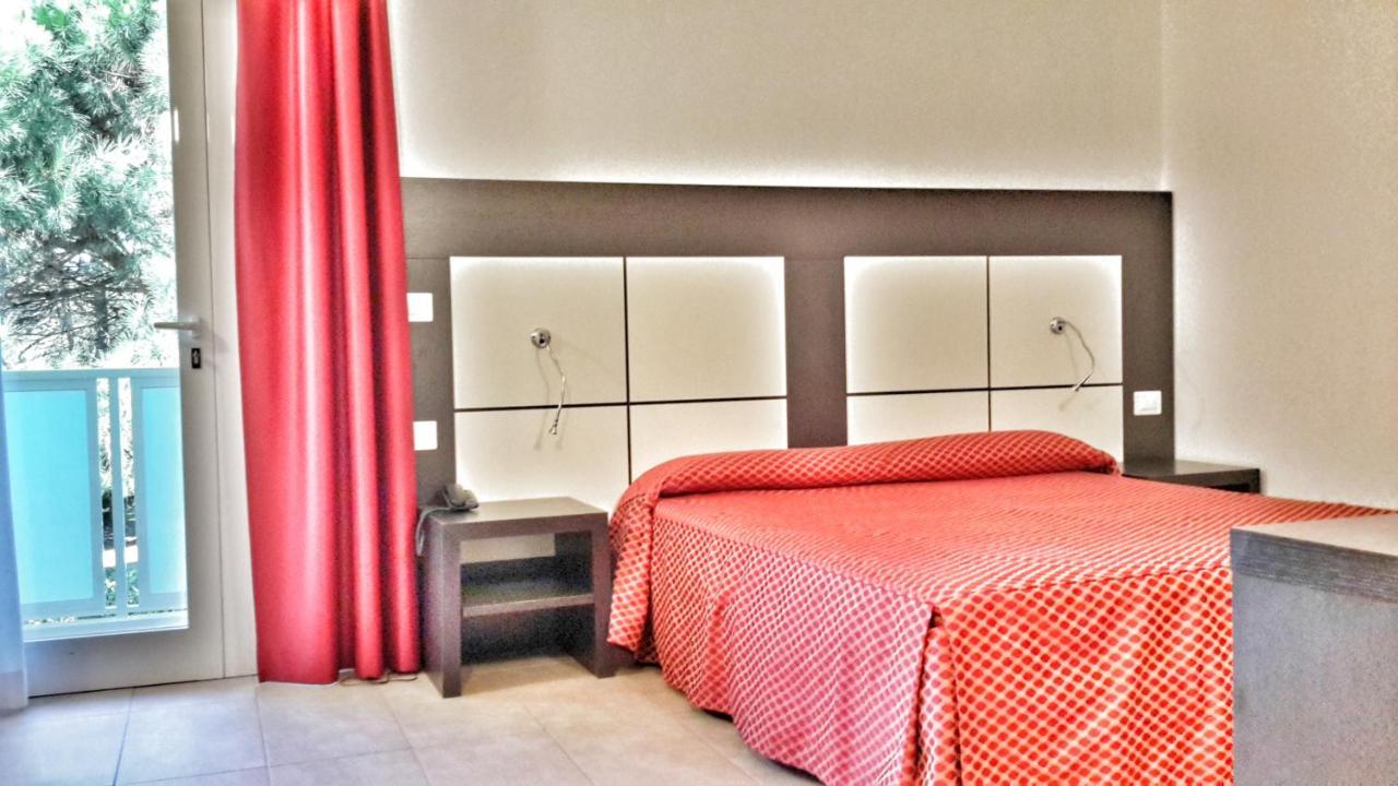 ביביונה Hotel Alla Terrazza מראה חיצוני תמונה