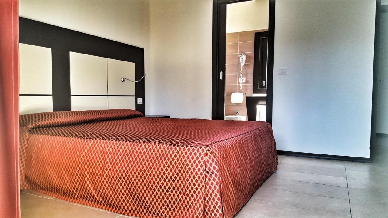 ביביונה Hotel Alla Terrazza מראה חיצוני תמונה