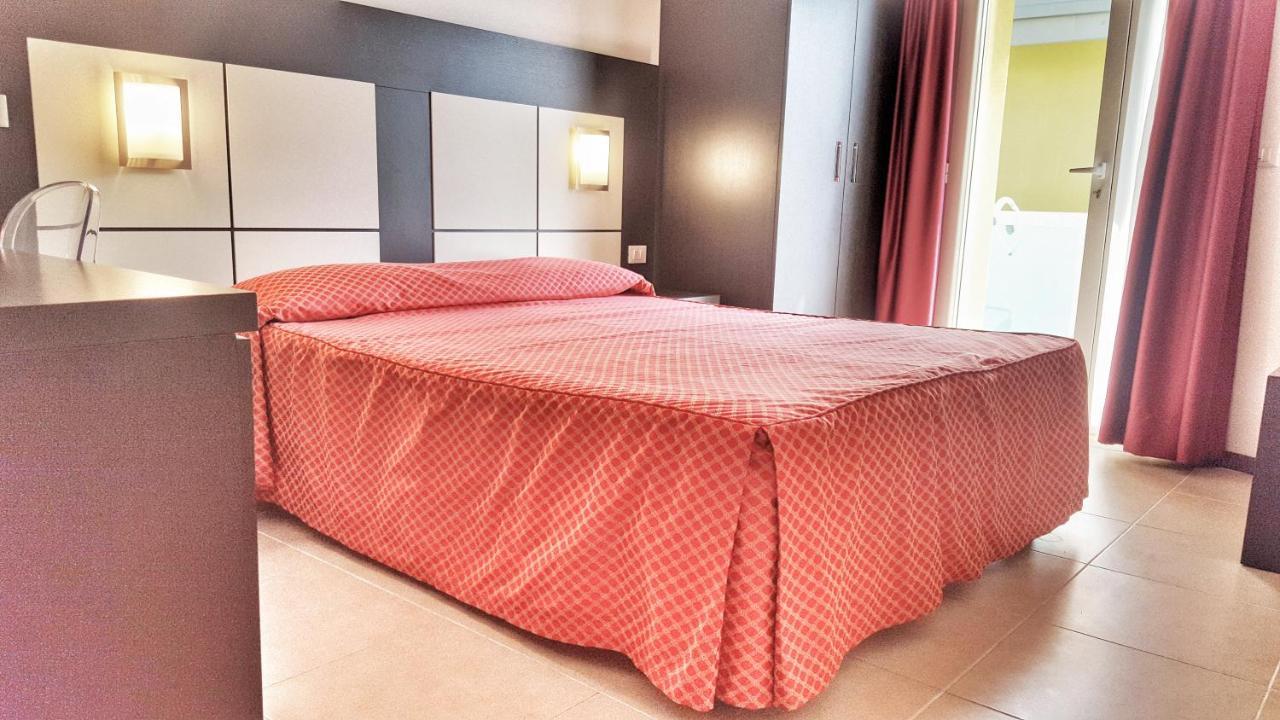 ביביונה Hotel Alla Terrazza מראה חיצוני תמונה