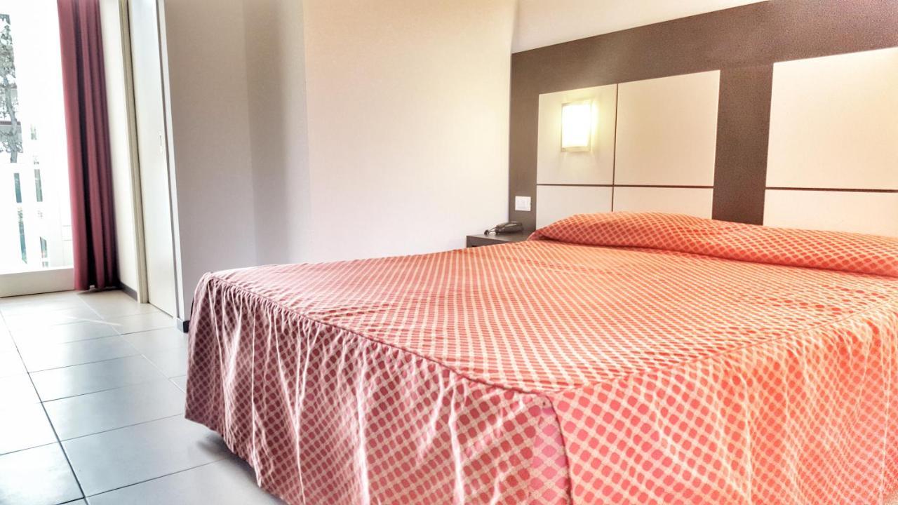 ביביונה Hotel Alla Terrazza מראה חיצוני תמונה