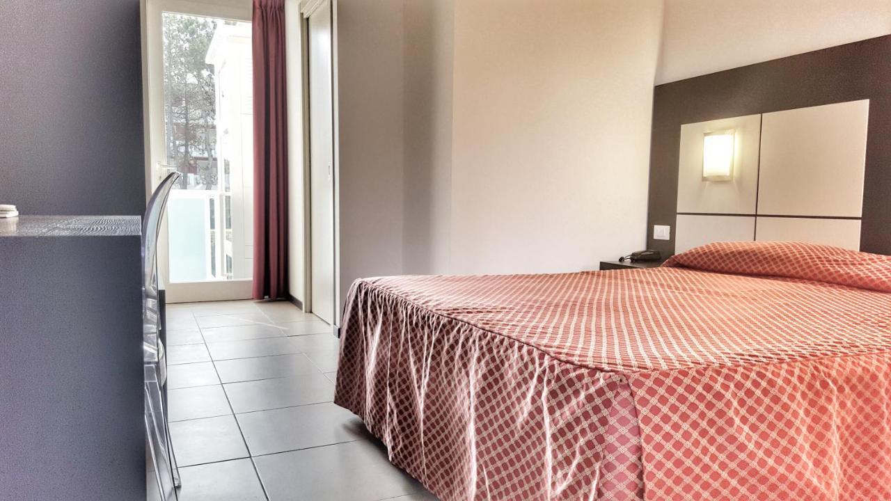 ביביונה Hotel Alla Terrazza מראה חיצוני תמונה