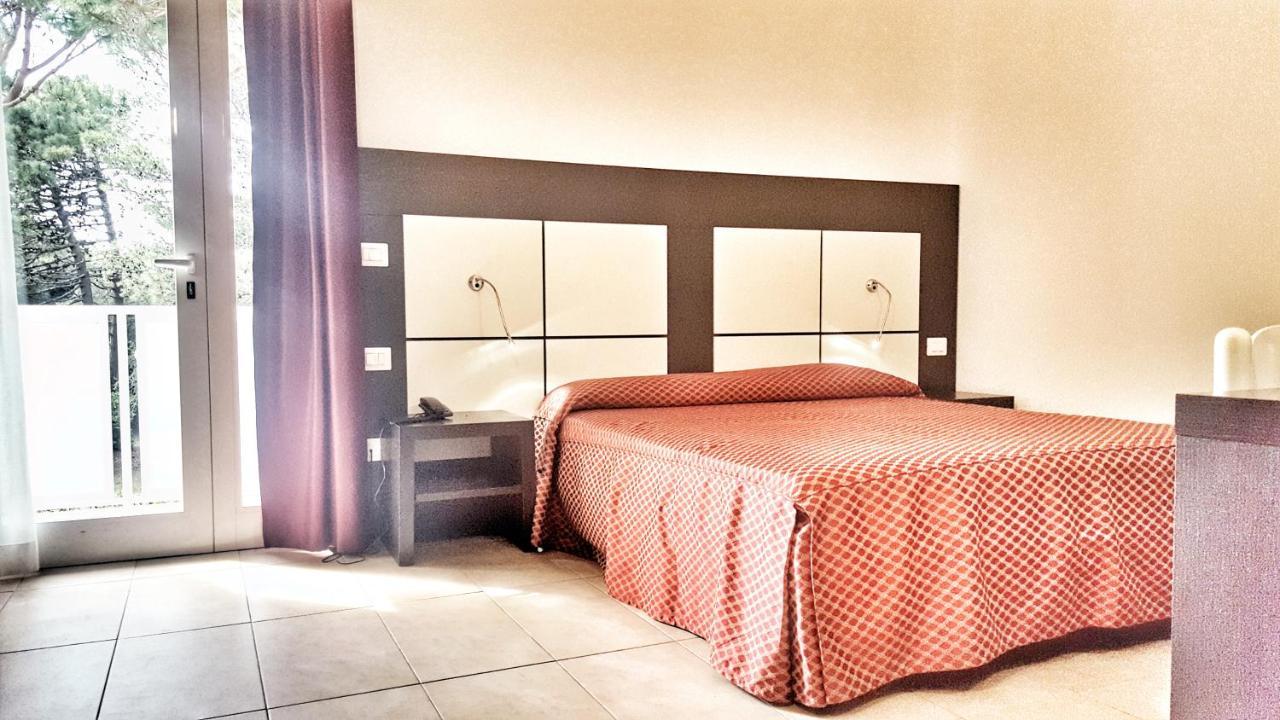 ביביונה Hotel Alla Terrazza מראה חיצוני תמונה
