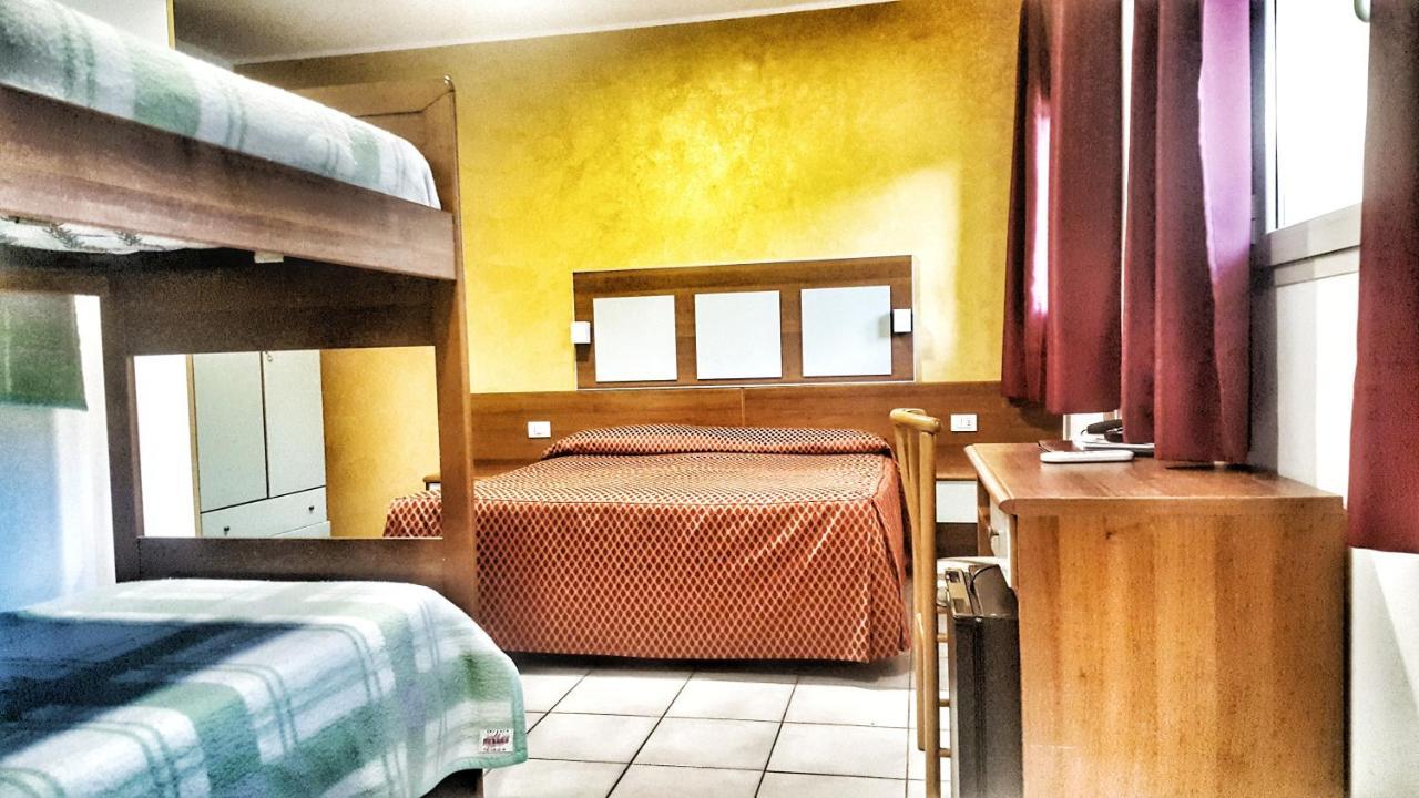 ביביונה Hotel Alla Terrazza מראה חיצוני תמונה