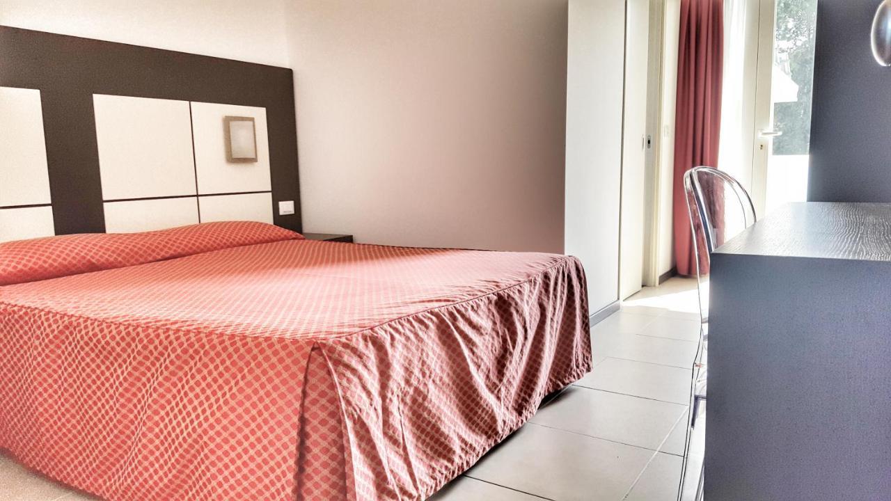 ביביונה Hotel Alla Terrazza מראה חיצוני תמונה