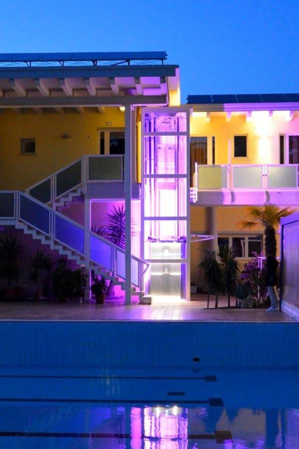 ביביונה Hotel Alla Terrazza מראה חיצוני תמונה