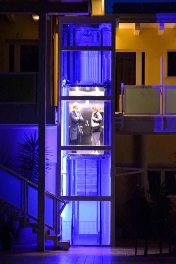 ביביונה Hotel Alla Terrazza מראה חיצוני תמונה